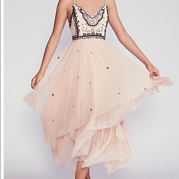 Free People Dresses & Skirts - Nude Free People party dress